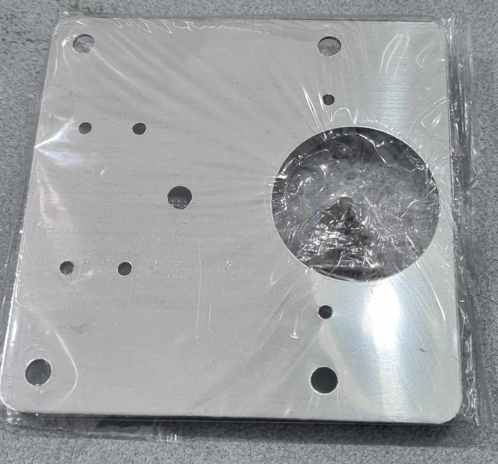 PIASTRA_DI_RIPARAZIONE_CERNIERE_MM.90X90